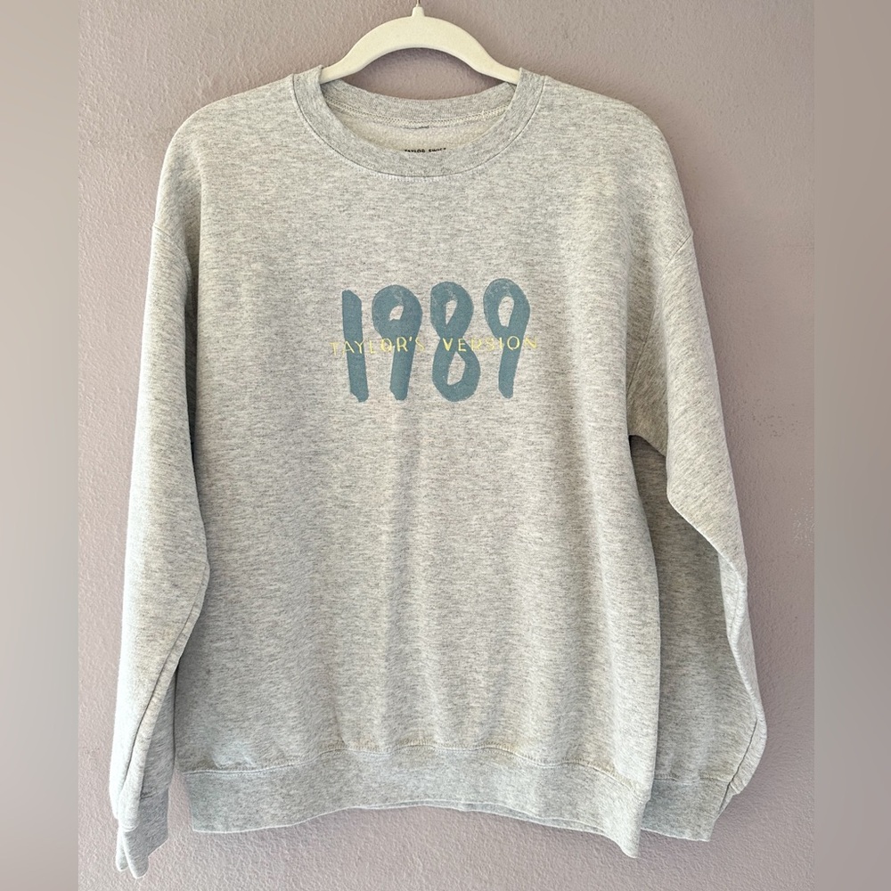 Taylor Swift 1989 Spotify‎ Sweatshirt Size Medium
